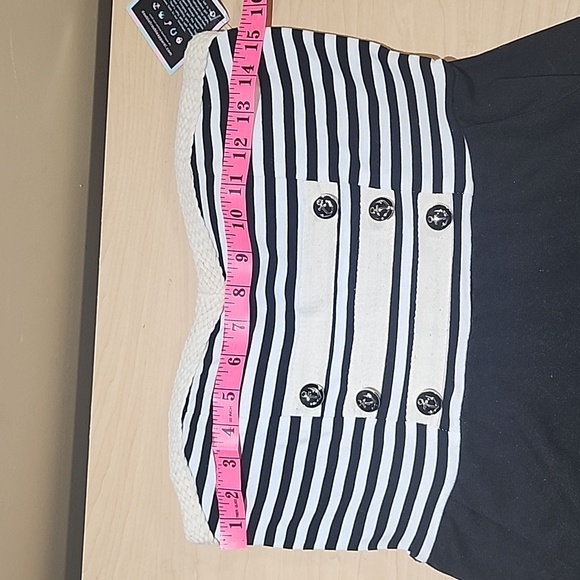 Sailor Style Dress with Pockets - Picture 11 of 13